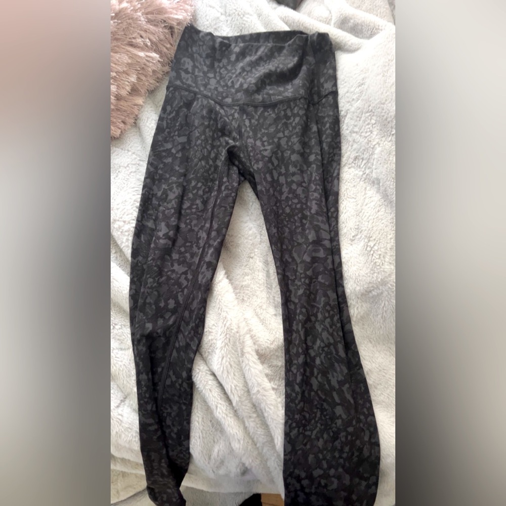 lulu leggings size 2